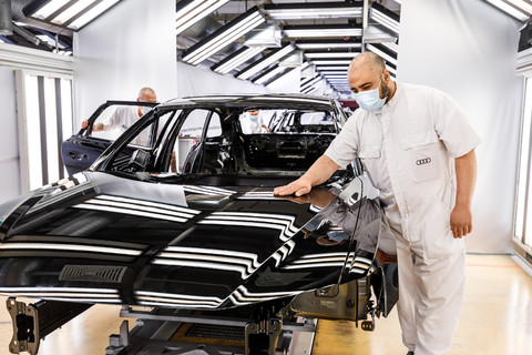 Audi News: Fahrzeugproduktion am Audi-Standort Neckarsulm läuft wieder an-