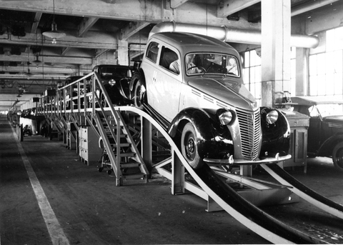 lingotto-1939-fiat-1100.jpg