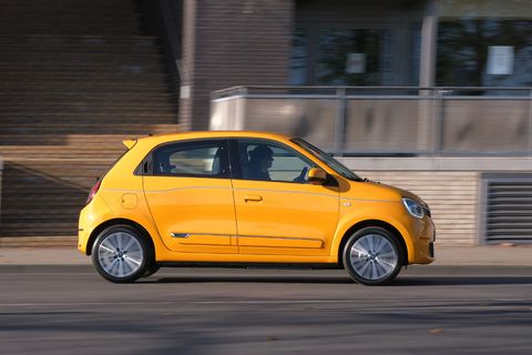 Renault Twingo electric 2021 fahraufnahme.jpg