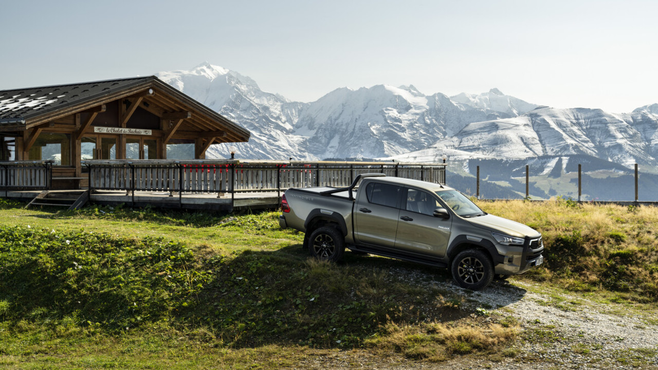 Toyota News: Der neue Hilux – 204 PS und neues Design...