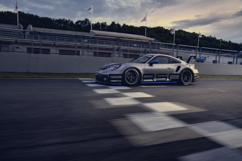 Stark, schnell, spektakulär: der neue Porsche 911 GT3 Cup.