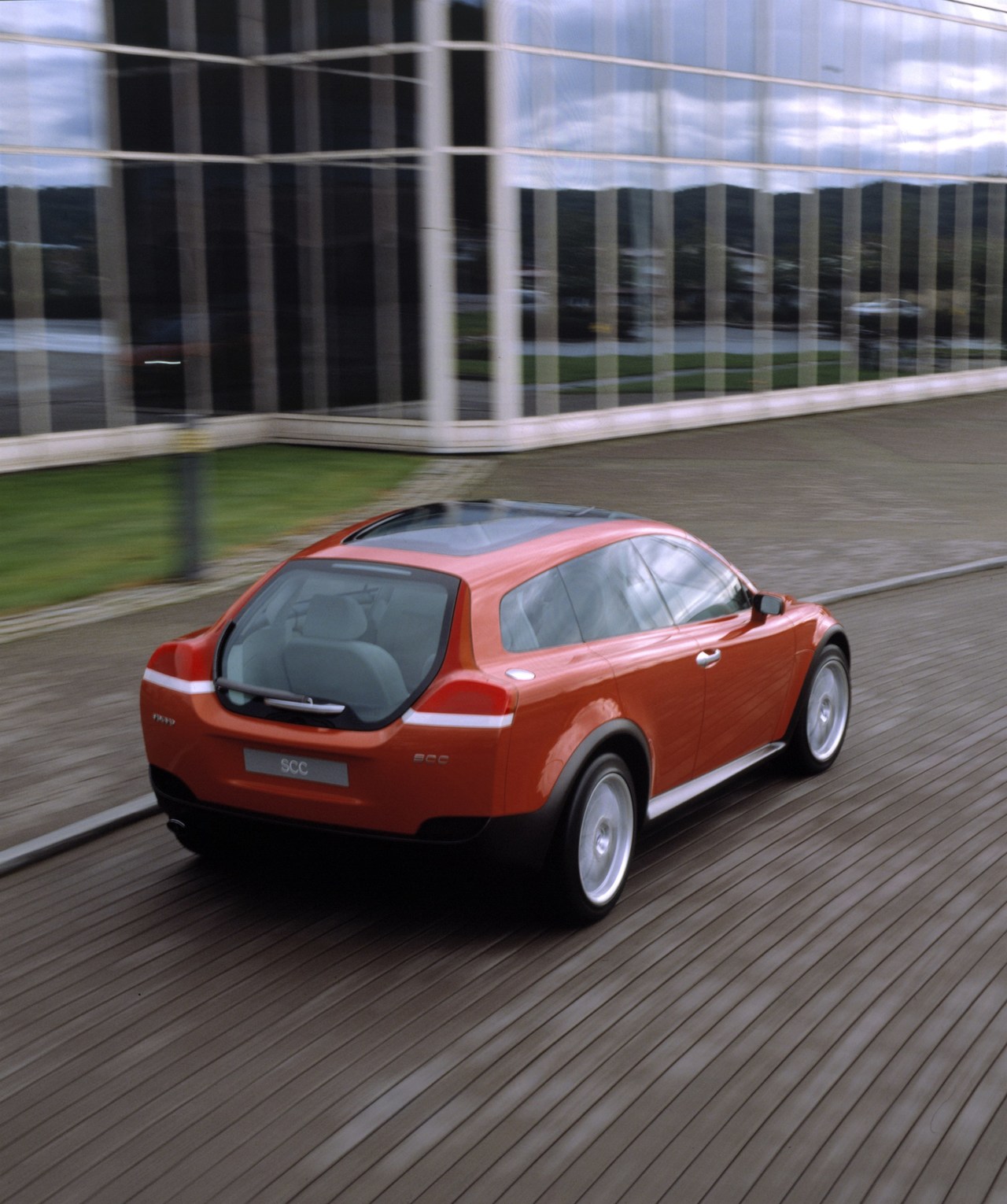 20 Jahre Volvo Safety Concept Car (SCC): Visionäre Sicherheitstechnik in skandinavischem Design