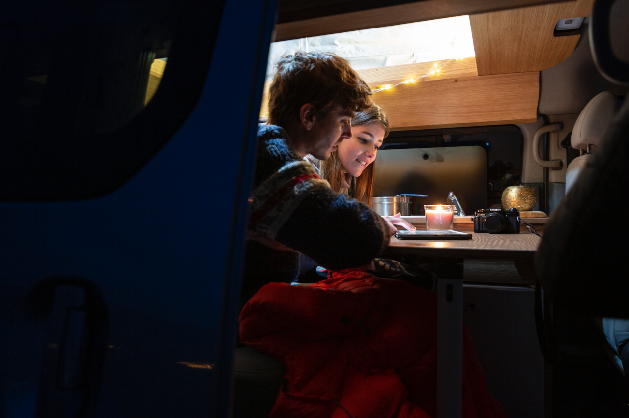 Nissan voll im Trend – der e-NV200 Winter Camper bringt Schwung in eisige Abenteuer.