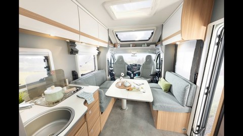 Dethleffs Just90 Motorhome - english version (BQ).jpg