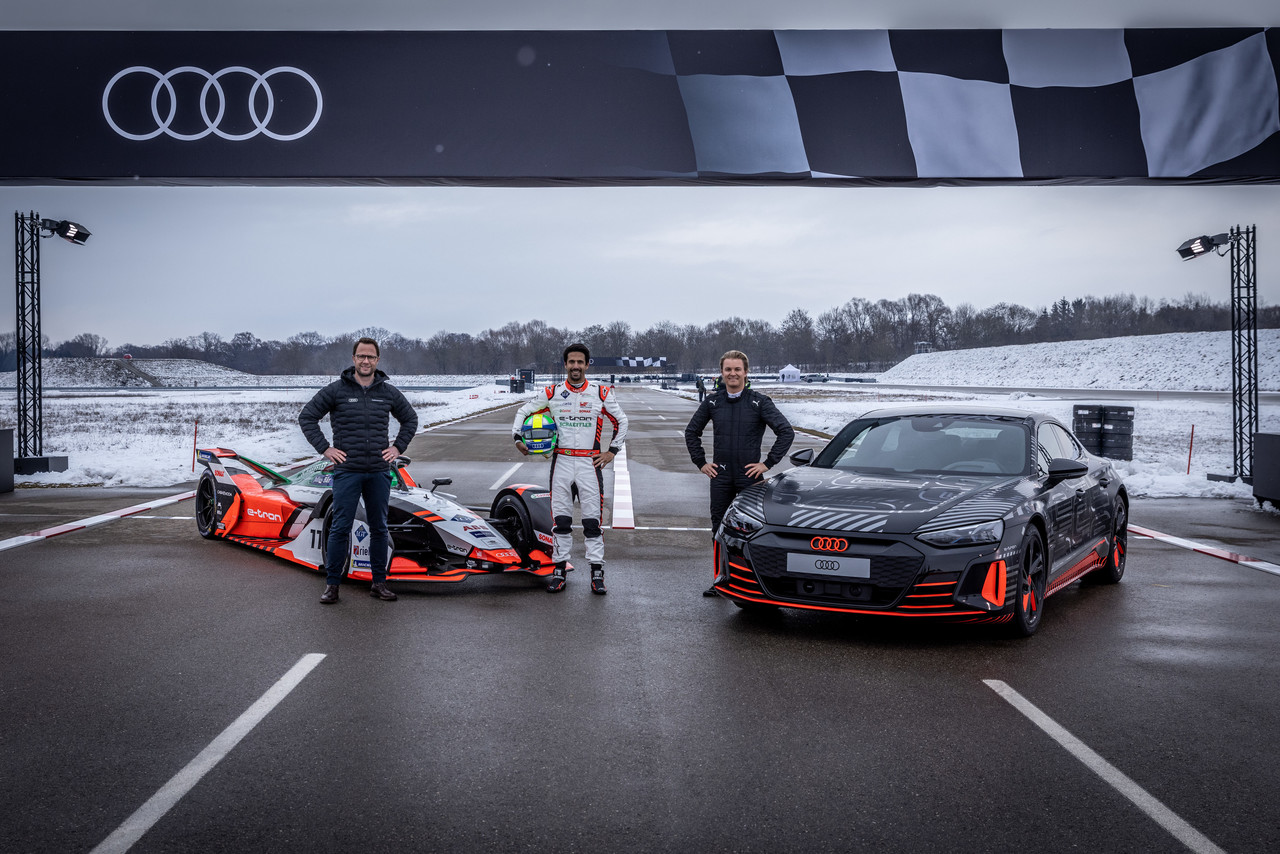 Dynamisch und hochkarätig: die Online-Weltpremiere des Audi e-tron GT