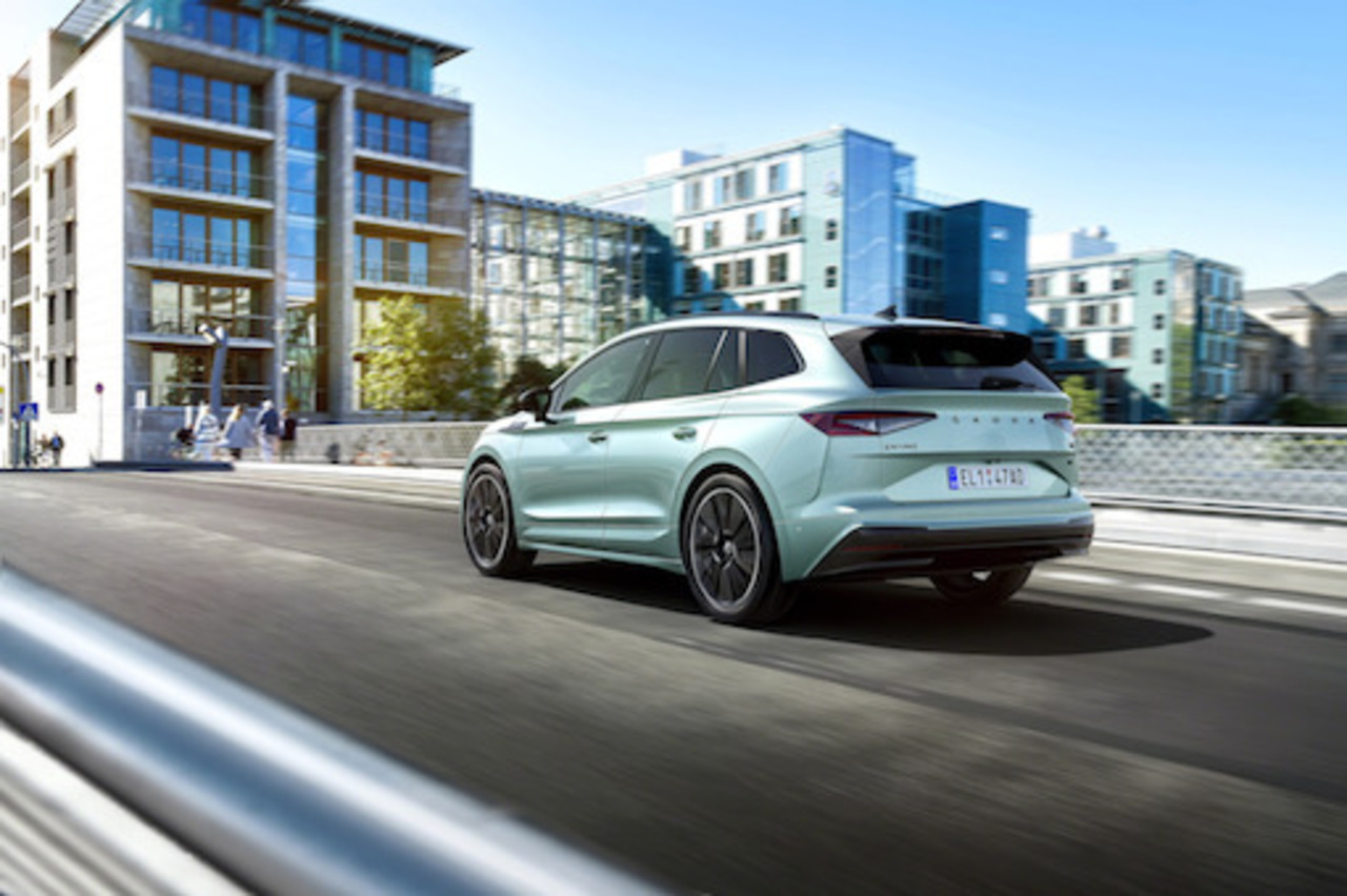 ,Restwertriese 2025‘: ŠKODA ENYAQ iV, KAROQ und SUPERB COMBI überzeugen mit Top-Werterhalt