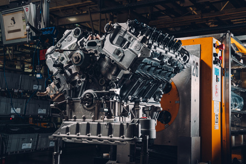 ERSTER BACALAR W12-MOTOR FÜR KUNDEN SCHLIESST TESTPHASE AB,