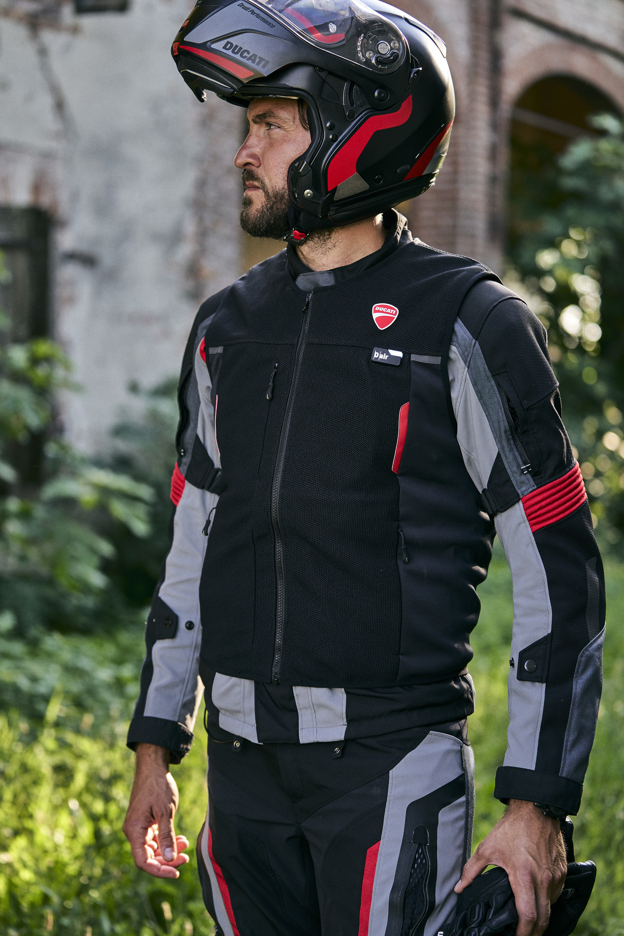Ducati Smart Jacket: die Airbag-Weste für die Sicherheit eines jeden Motorradfahrers.