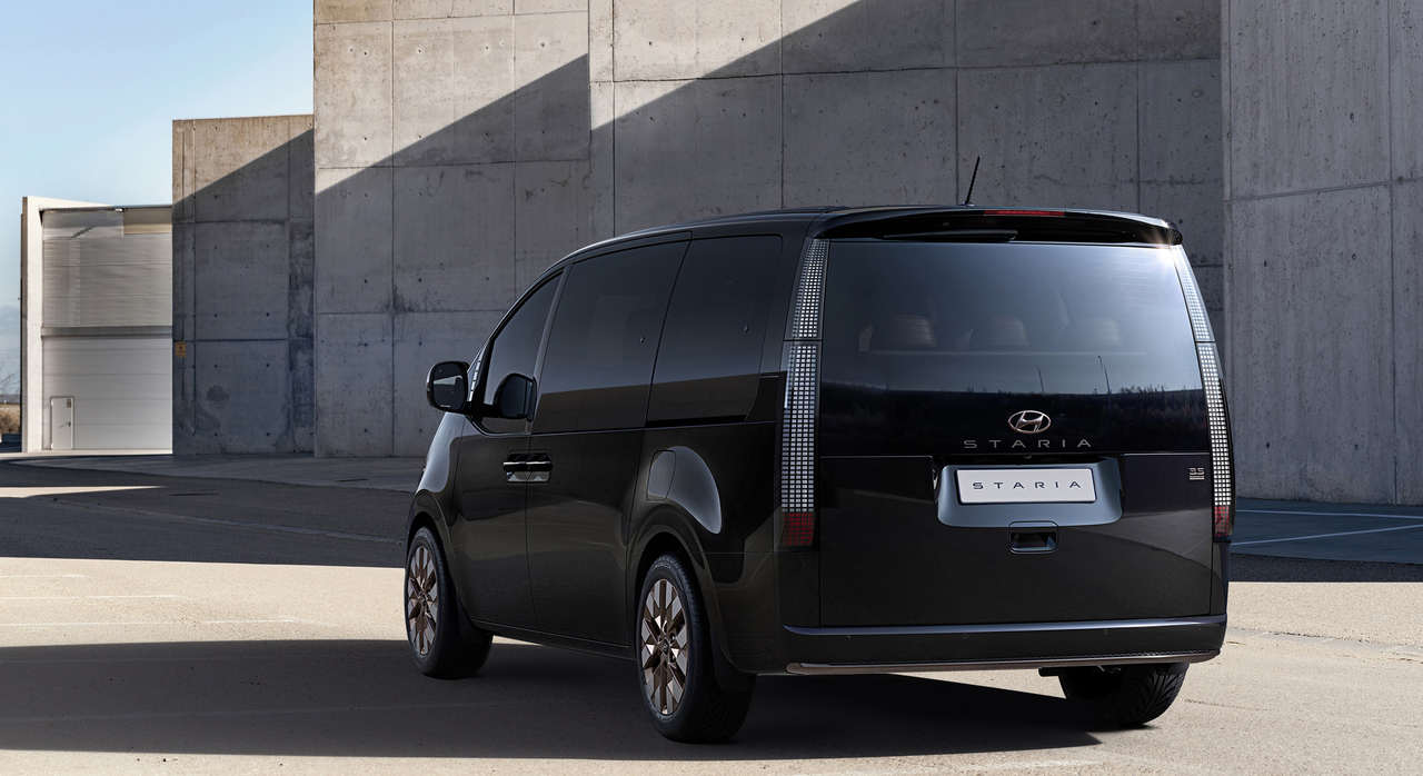 Hyundai zeigt weitere Details der VAN-Baureihe STARIA