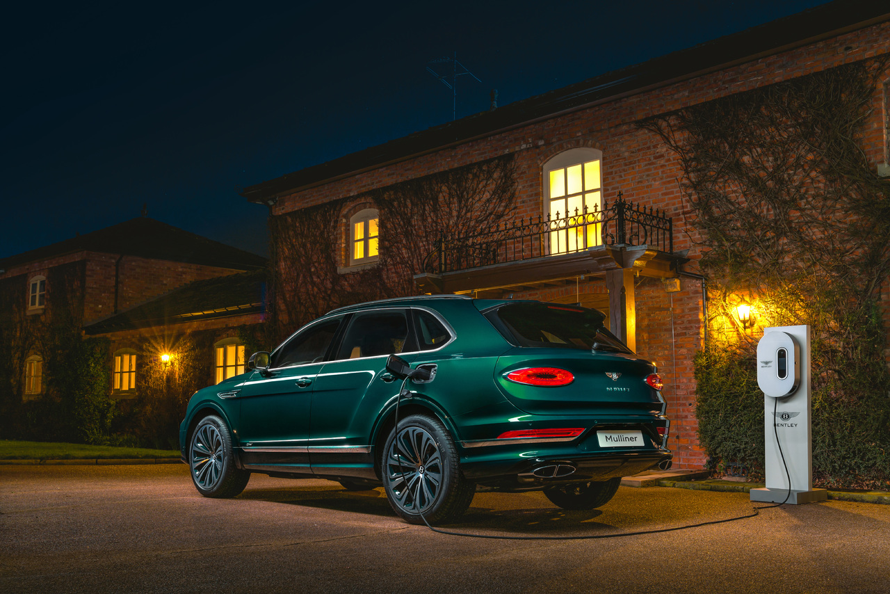Von Reinheit inspiriert, in grün leuchtend - EIN Bentley Bentayga Hybrid als Einzelstück.
