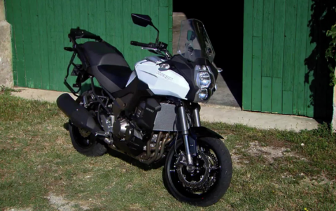 Kawasaki Versys 1000.png