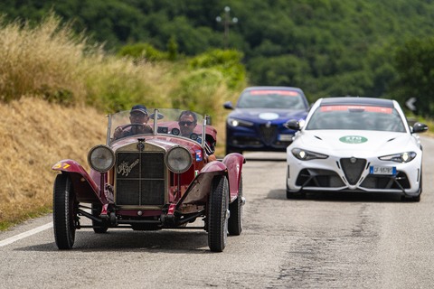 1000 miglia 2021 Alfa Romeo Oldtimer.jpg