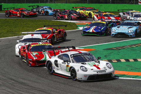WEC 2021 Porsche 911 Monza.jpg