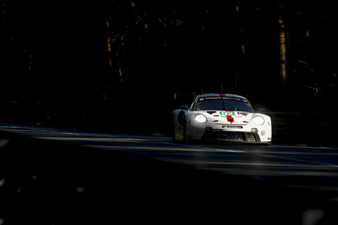 Porsche WEC Le Mans 2021 test.jpg