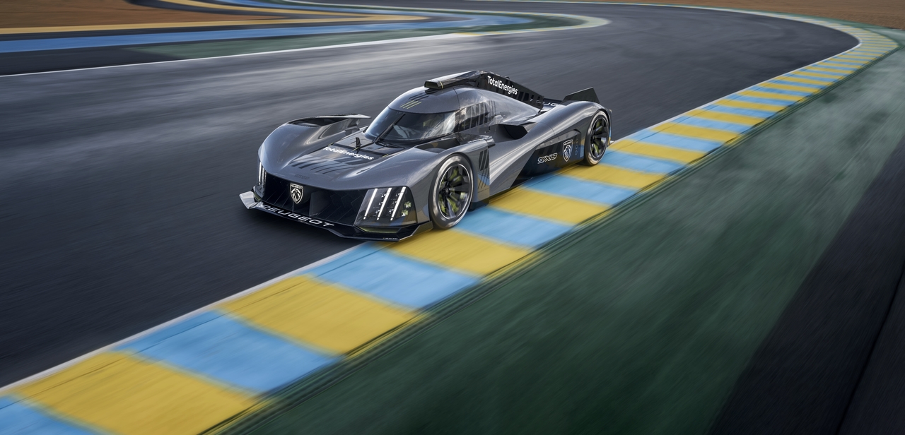 Vom PEUGEOT 905 zum PEUGEOT 9X8: 30 Jahre herausragende Innovation und Leistung.