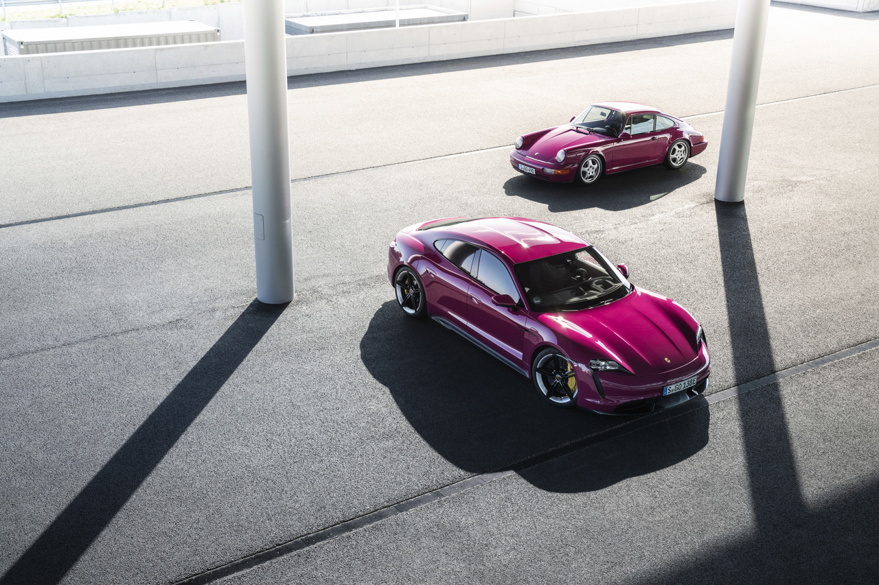 Update für den Porsche Taycan: mehr Reichweite, mehr Konnektivität, mehr Farben.