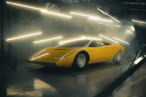 Lamborghini Countach Villa D'este 2021.jpg