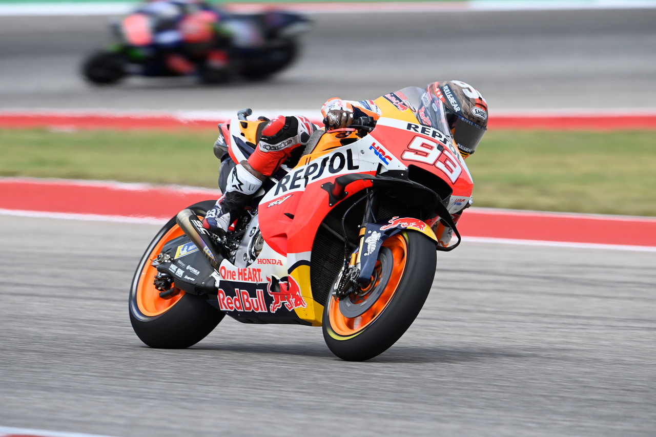 Der Spanier Márquez brilliert bei seinem Sieg in Amerika und holt sich seinen siebten MotoGP-Sieg auf der Strecke in Austin.