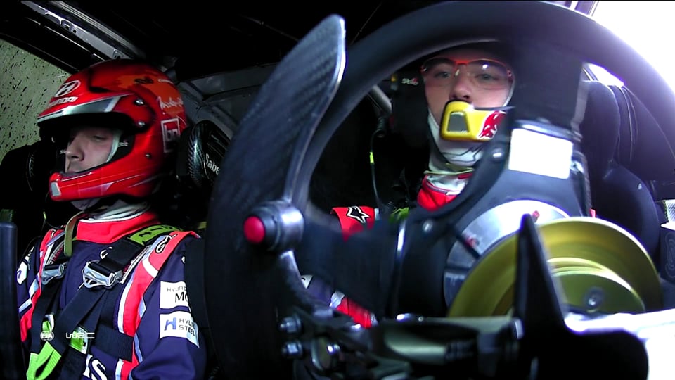 WRC+ – News Cut, FIA World Rallye Championship 2017 in United Kingdom – Stop 12, Friday
