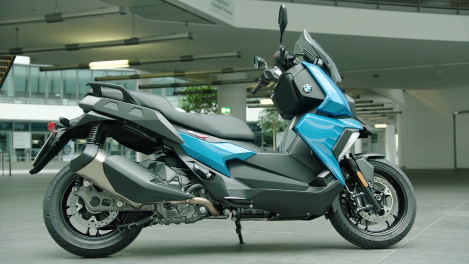 Der neue BMW Scooter C 400 X...