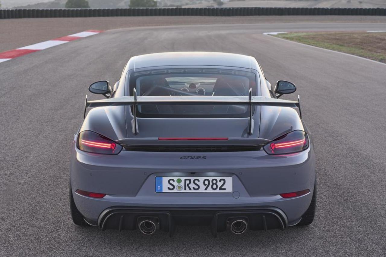 Der neue Porsche 718 Cayman GT4 RS.