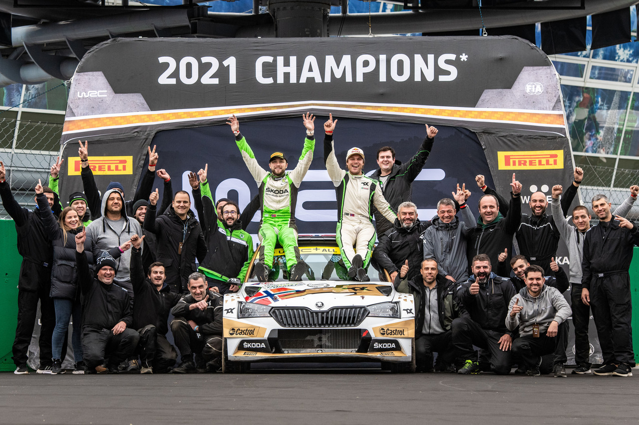 WRC2 2021 | Rallye Monza – ŠKODA Fahrer entscheiden Titelkampf in der WRC2-Teamweltmeisterschaft.