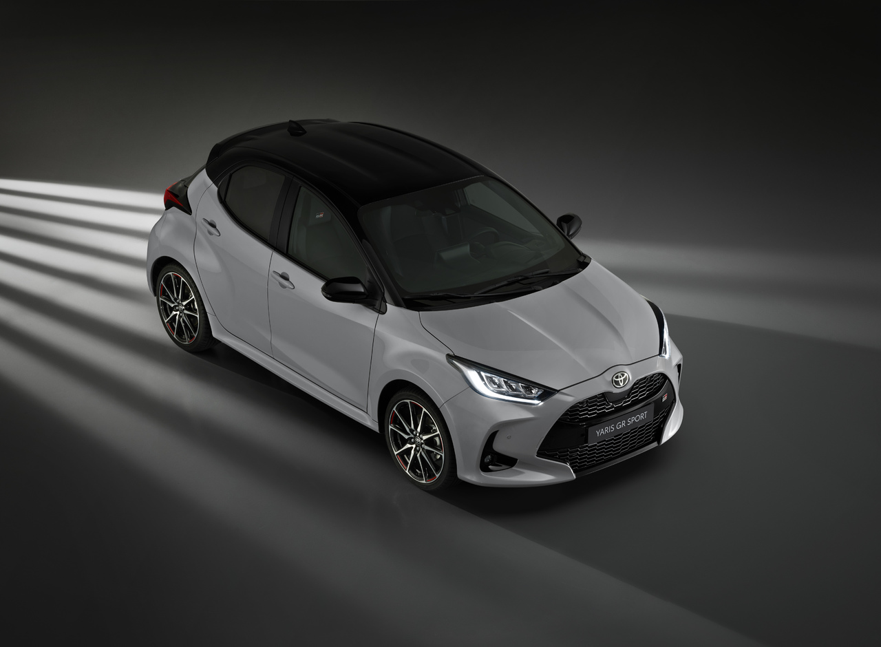 Sportlich im Alltag: Der neue Toyota Yaris GR SPORT – das vierte Mitglied der athletischen Modellfamilie...