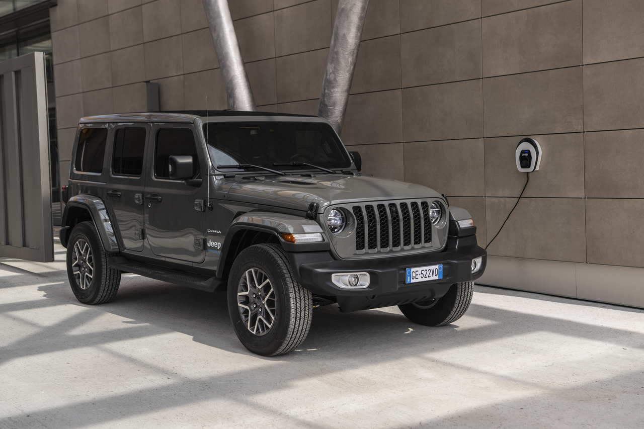 Jeep® Wrangler 4xe - die Neuerungen für 2022.