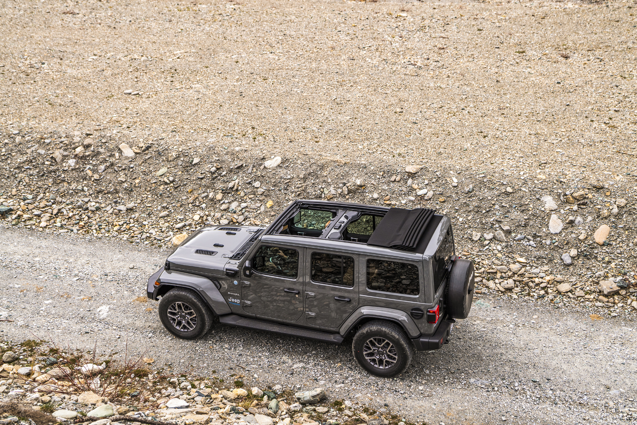 Jeep® Wrangler 4xe - die Neuerungen für 2022.