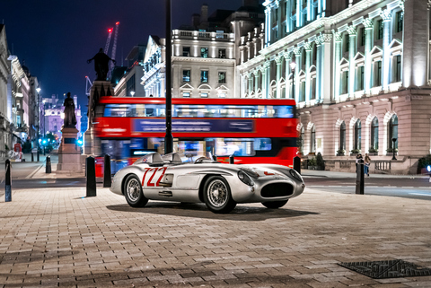 Mercedes-Benz 300 SLR “722” Sir Stirling Moss.jpg