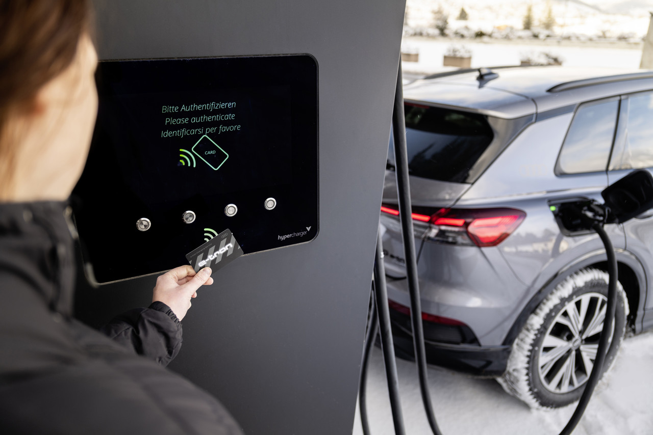 E-Mobilität im Winter: Intelligente Funktionen optimieren Reichweite und Ladeperformance.