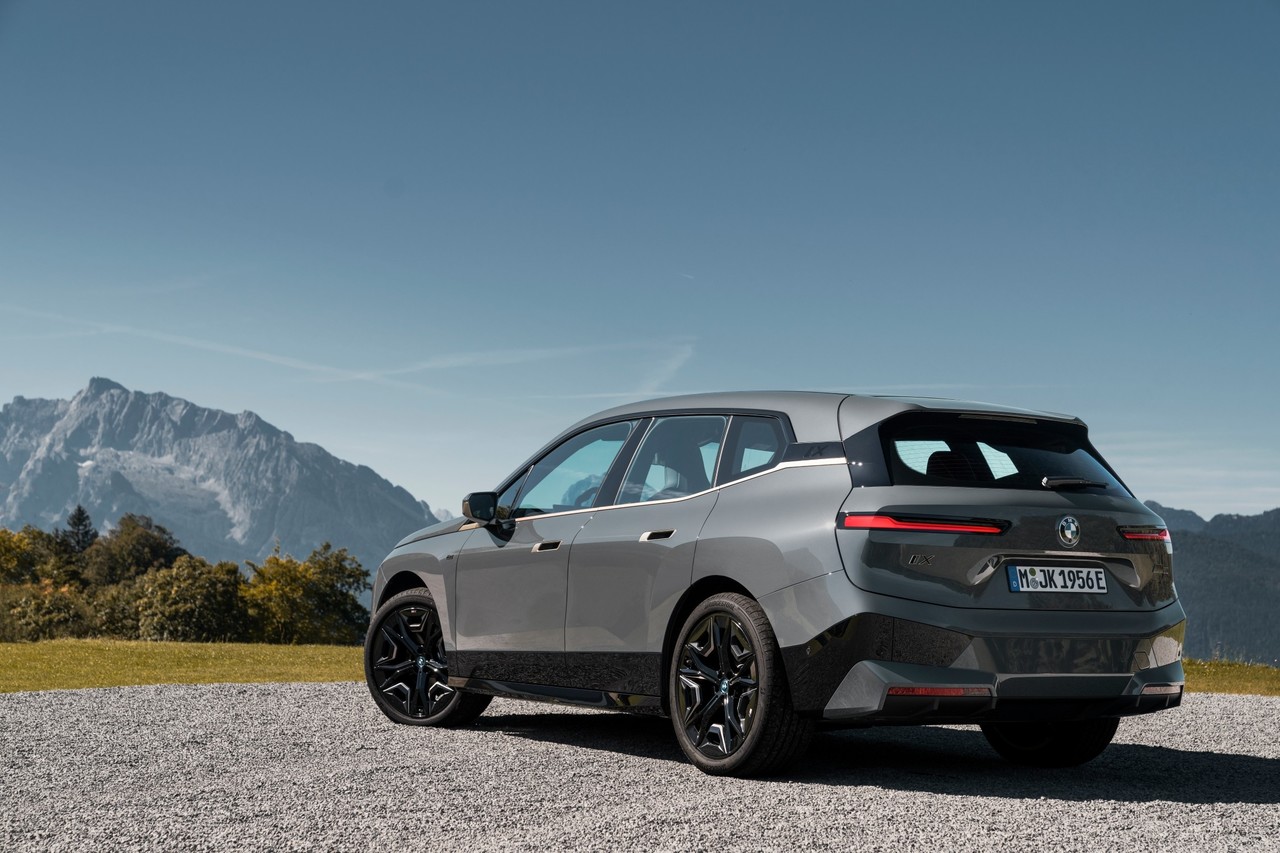 Der neue BMW iX M60. Das Beste aus den drei Welten von i, X und M.