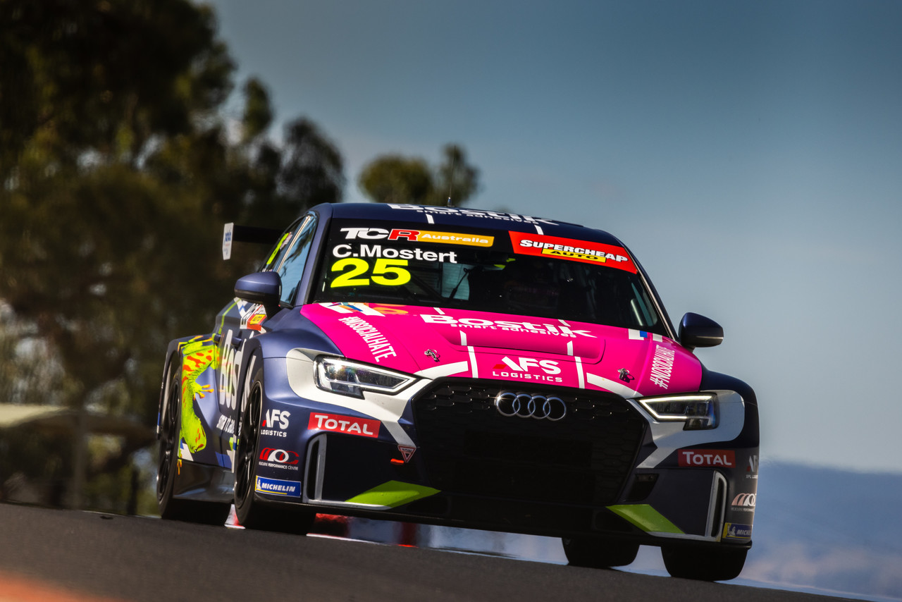 Audi RS 3 LMS erneut „TCR Model of the Year“.