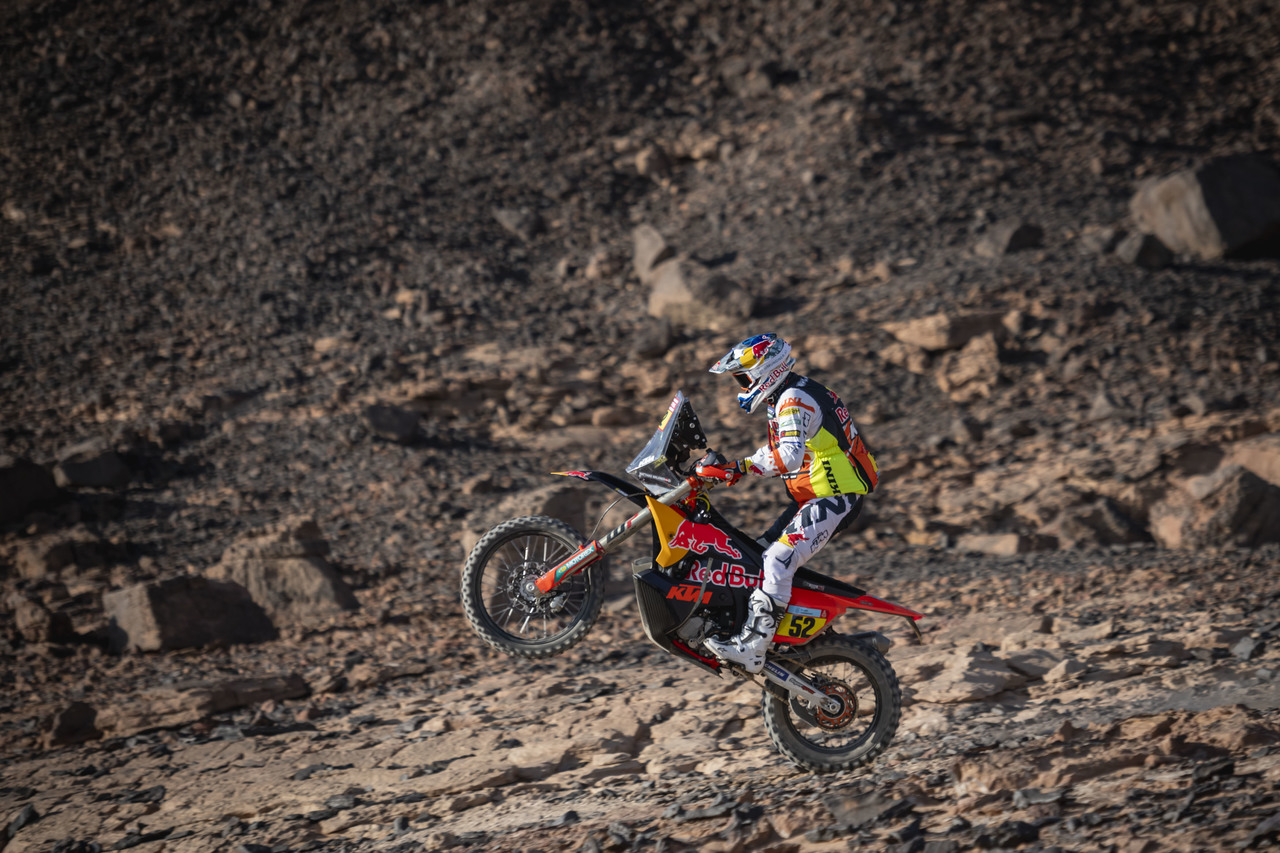 Rallye Dakar 2022 | Stage 9:  Nach den Wendungen der 9. Etappe ist bei der Rallye Dakar noch alles offen...