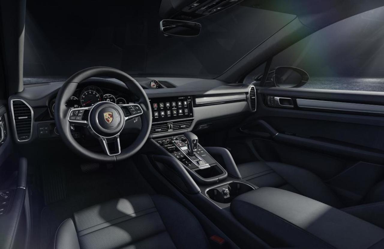 Neue Sonderserie des Porsche Cayenne Für einen stilvollen Auftritt: die Cayenne Platinum Edition.