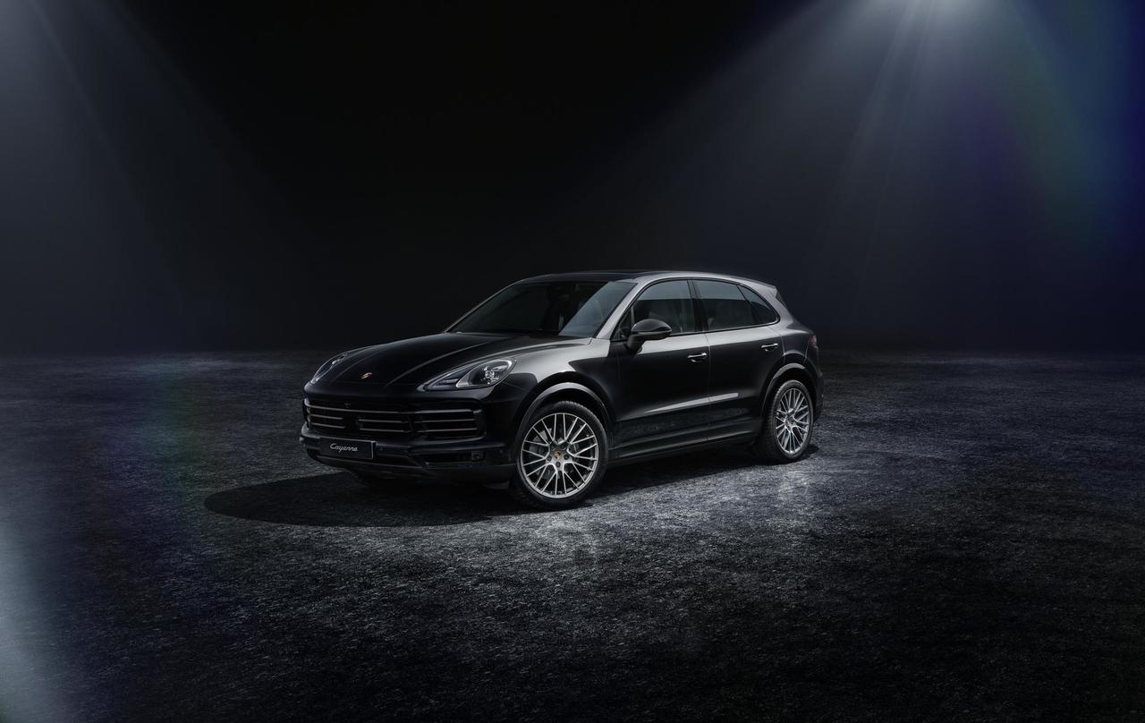 Neue Sonderserie des Porsche Cayenne Für einen stilvollen Auftritt: die Cayenne Platinum Edition.