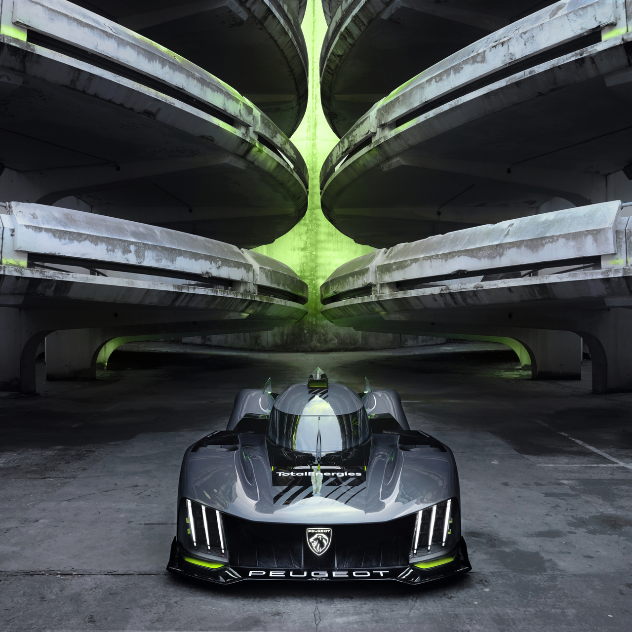 PEUGEOT 9X8 HYBRID Hypercar: Ultimatives Design.