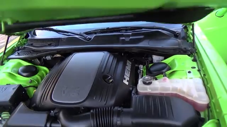 2017 12 10 Challenger RT grün