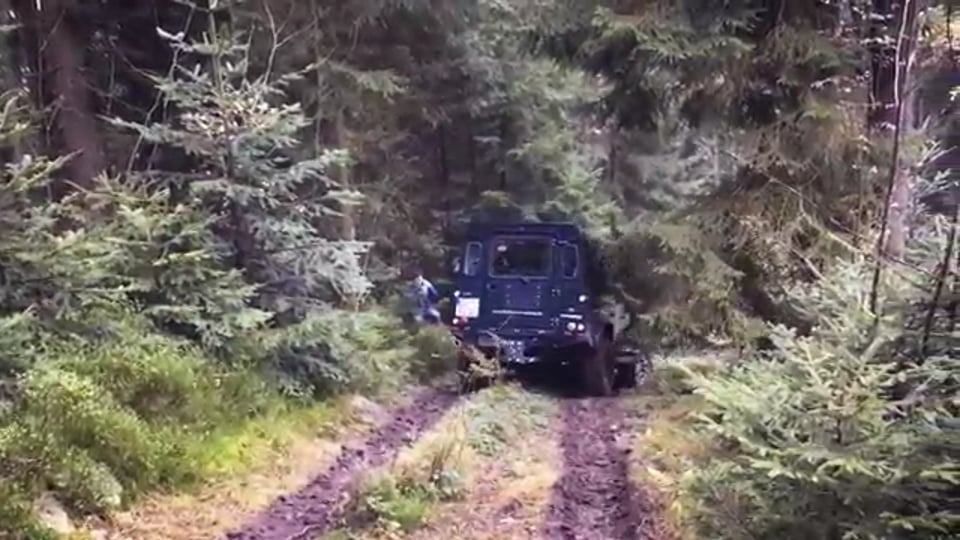 Abenteuer4x4.com / Offroad Training & Genuss im Bayerischen Wald mit LR Coburg