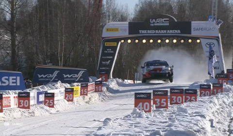 WRC 2022 Rallye Schweden Toyota Samstag Führender Yaris.png