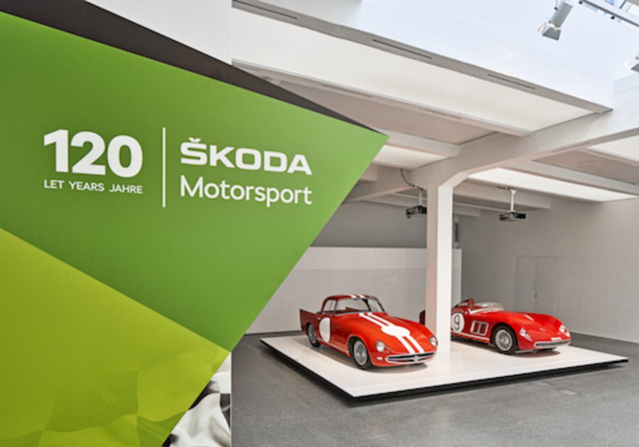 ŠKODA Museum zeigt den ŠKODA 1100 OHC Coupé und weitere historische Motorsportexponate.