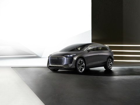 Audi Urban Sphere Van Großraumlimousine Studie 2022.jpg