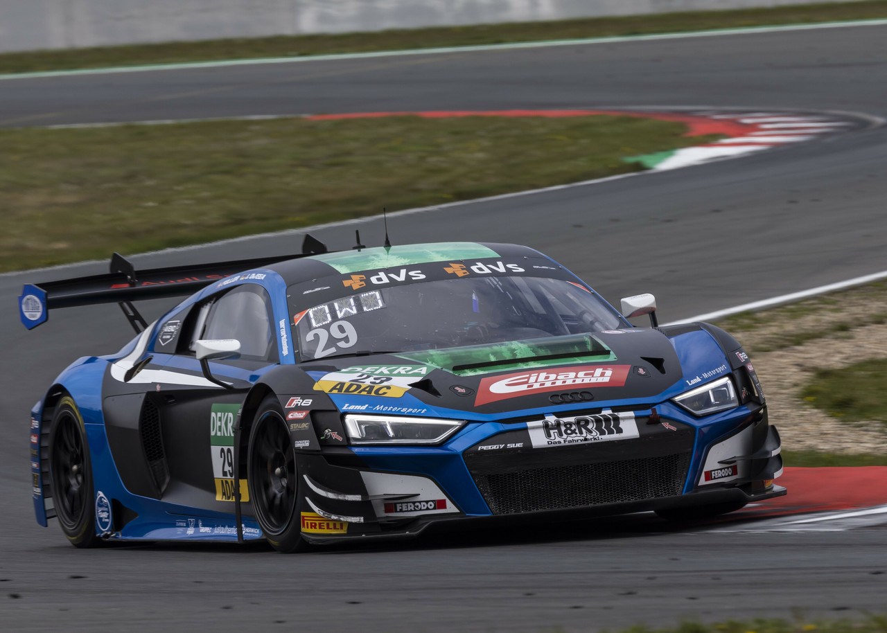 Audi R8 LMS gewinnt im ADAC GT Masters, in der 24H Series und in der STT.