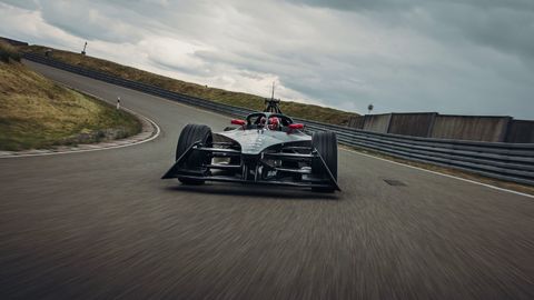 Gen3-Rennwagen, Teststrecke Weissach, 2022, Porsche AG.jpeg