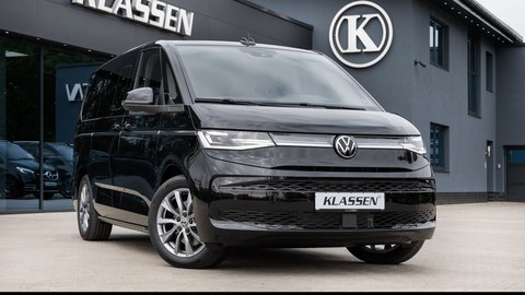 Volkswagen T7 Multivan Business - Exklusiver Luxus VIP Umbau - JetVan - KLASSEN (BQ).jpg