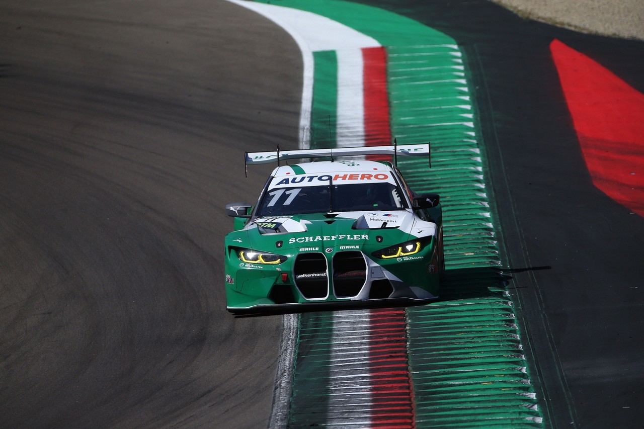 DTM-Premiere in Imola: Marco Wittmann fährt in der Hitze von Imola aufs Podium – Sheldon van der Linde verteidigt Führung in der Gesamtwertung.