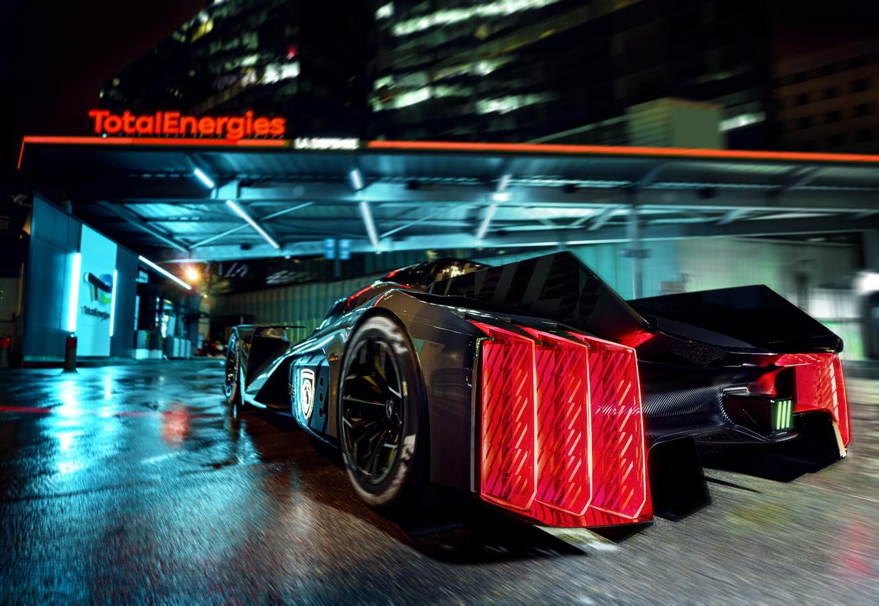 DER 9X8 HYPERCAR: KOMPLETT ELEKTRIFIZIERT VON PEUGEOT.
