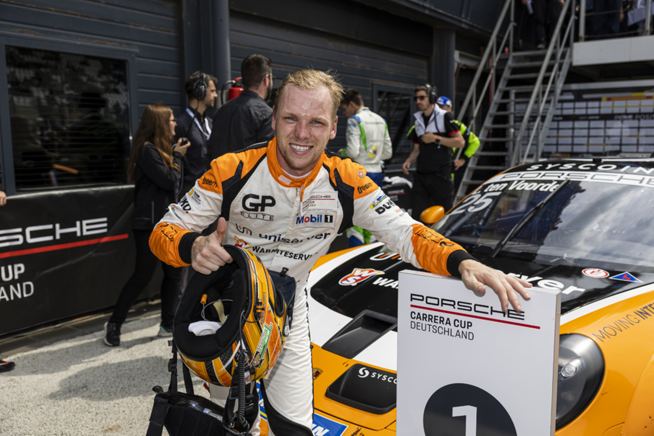 Porsche Carrera Cup Deutschland, 8. Lauf, Zandvoort: Heimsieg für ten Voorde, Heinrich zur Saisonhalbzeit an der Spitze.