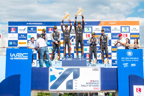 WRC 2022 Griechenland Dreifach-Sieg Hyundai i20 Neuville.jpg