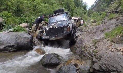 4x4 adventures.PNG